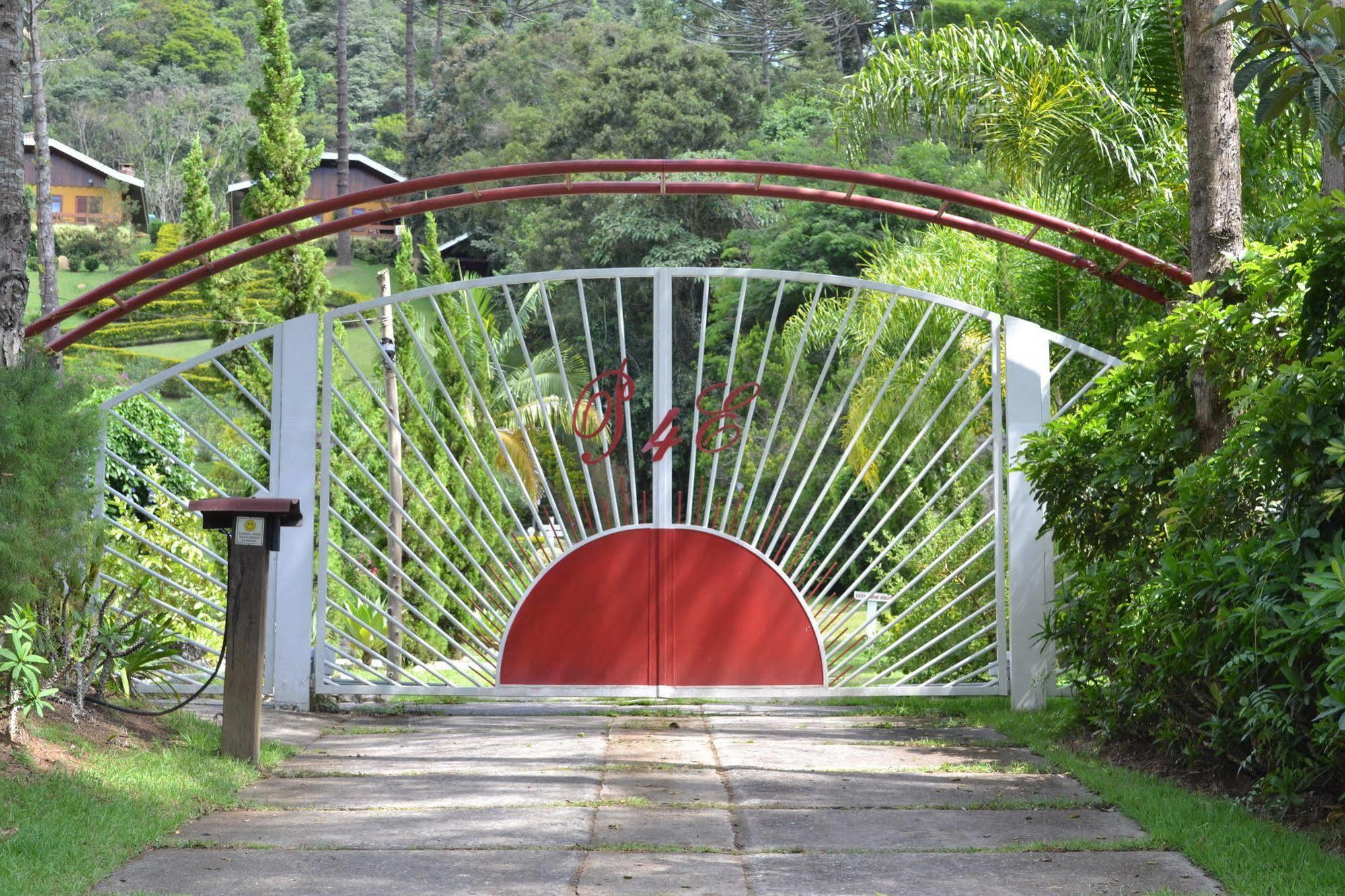 Pousada Quatro Estacoes Santo Antônio do Pinhal Exterior photo